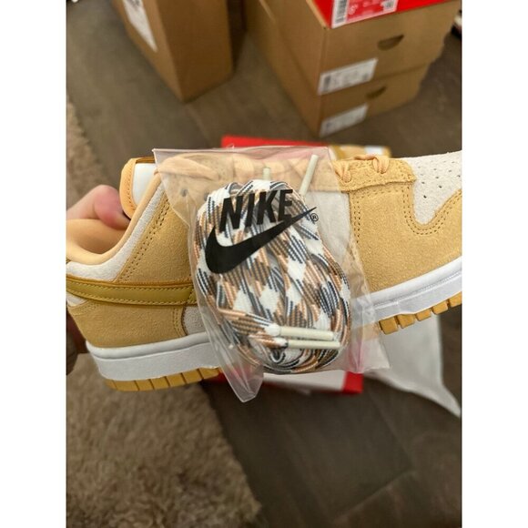 Nike dunk low LX celestial gold / wheat gold-sail 7.5W 6M - Picture 7 of 10
